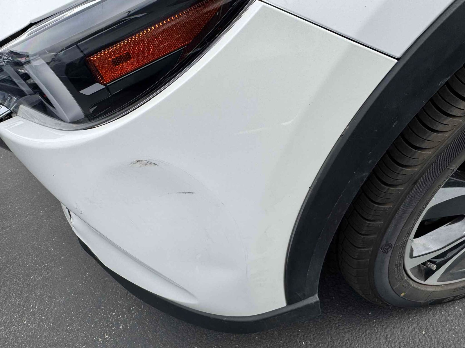 A white Mazda CX-5 has been fully repaired. gallery image 2