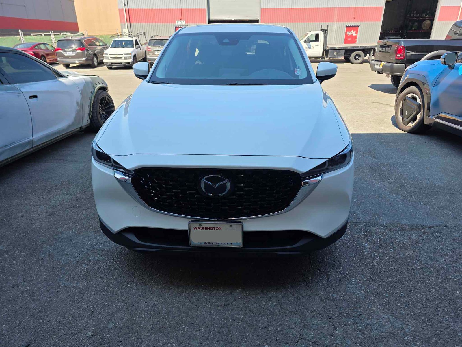 A white Mazda CX-5 has been fully repaired. gallery image 11
